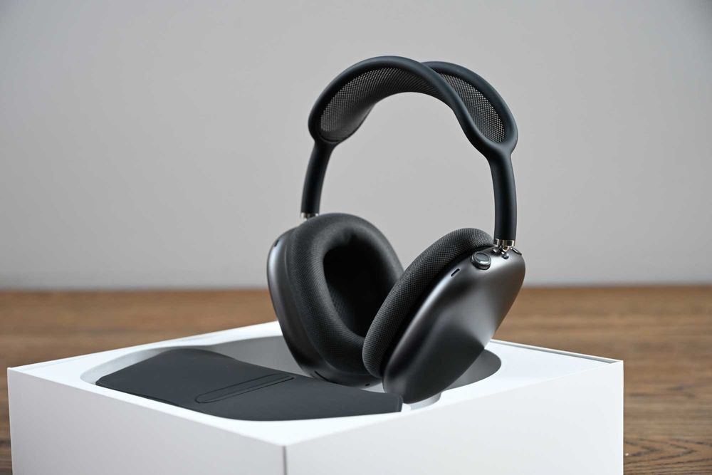 AirPods Max Midnight Black – ca noi + CADOU cablu incarcare 2m