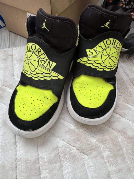 Детски маратонки New balance 31н и боти Dockers