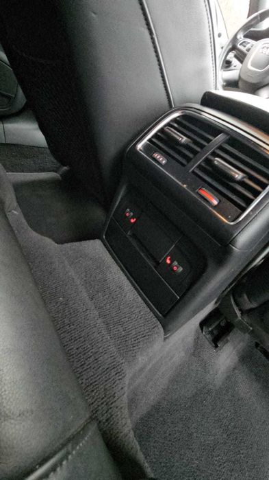 Audi A4 B8 2.0TDI 8+1