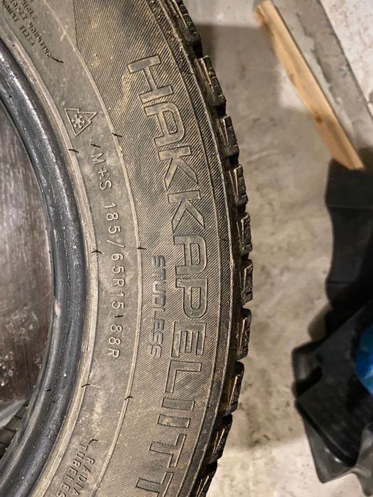 Продам зимние шины