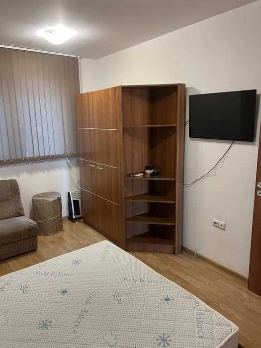 Дава се под наем Двустаен апартамент в Бургас, Възраждане - 55 кв.м за 400 € - Снимка #4