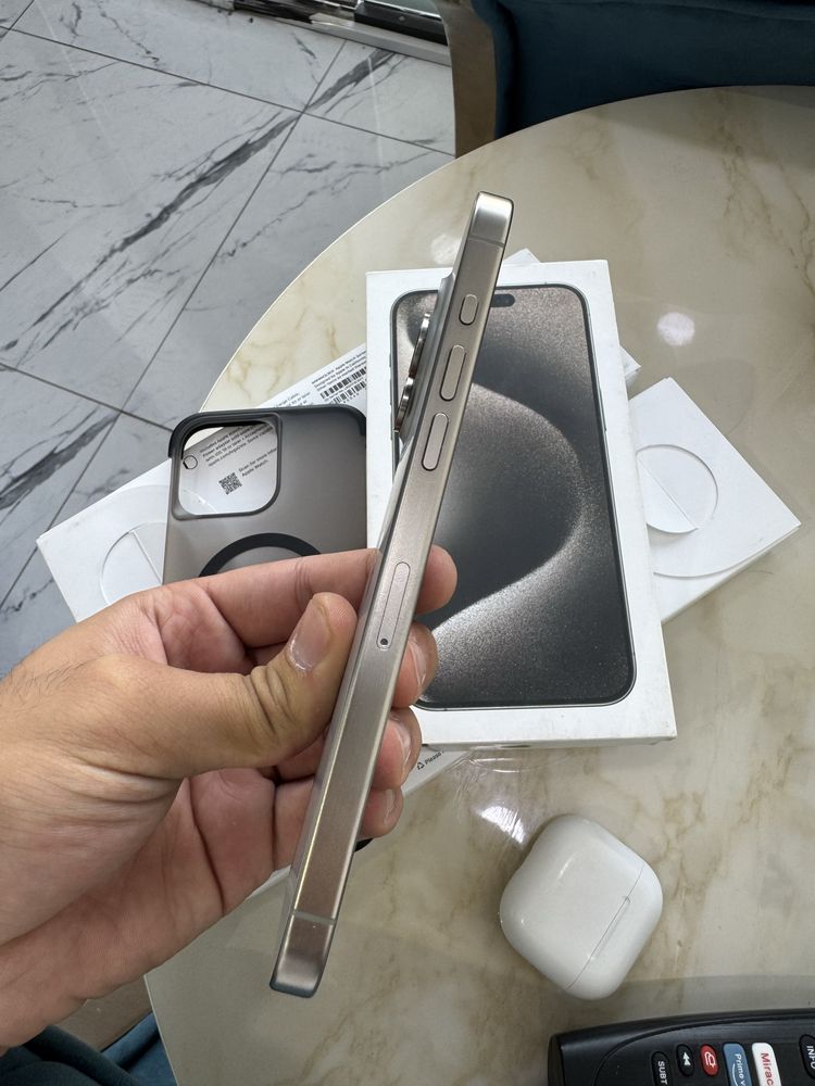 Iphone 15 pro max 256gb VNA