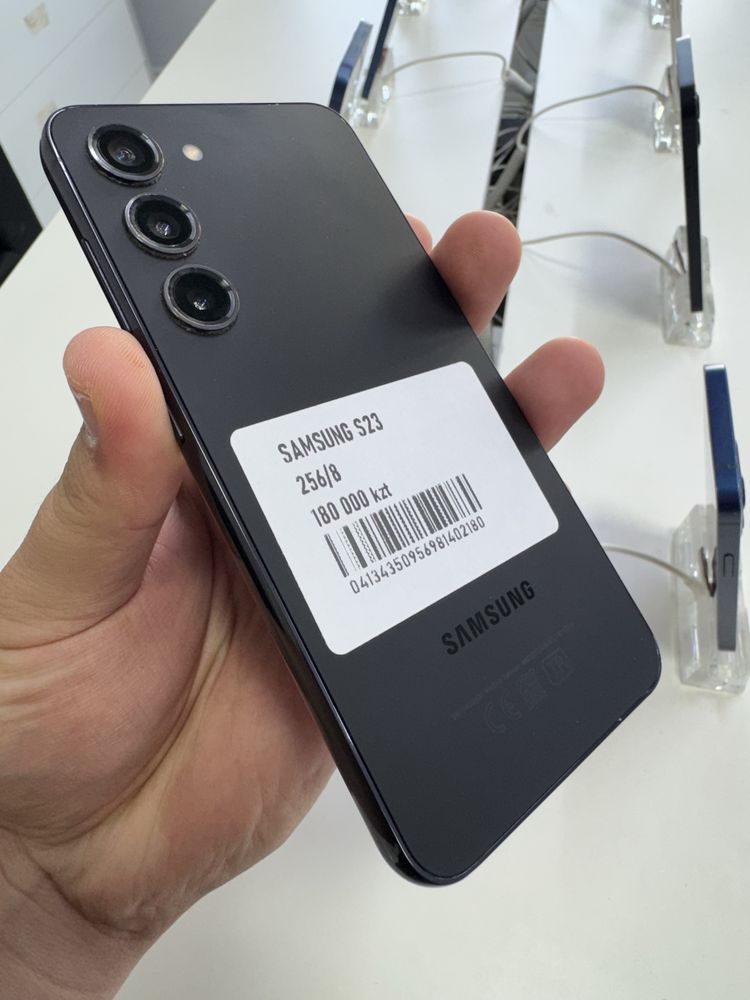 Samsung S23 256gb ozu 8