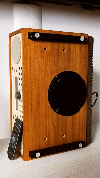 Tivoli Audio music system, radio cd hi-fi