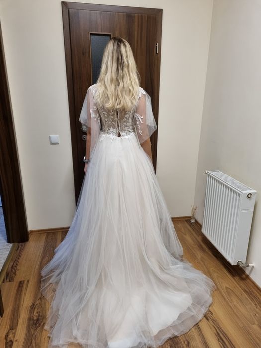 Vând rochie de mireasă nouă