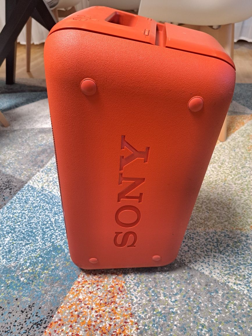 Парти колона Sony GTK-XB60 акумулаторна