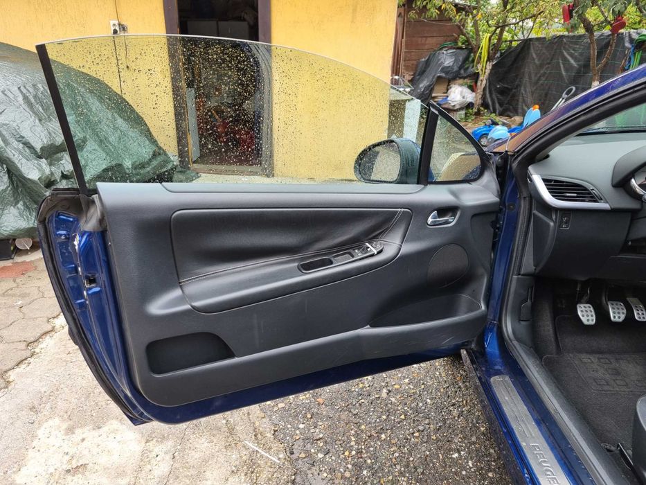 Peugeot  207 cc 1.6 turbo diesel 2010