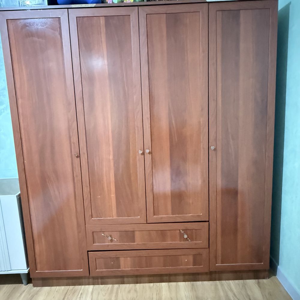 Продам шкаф пятидверный