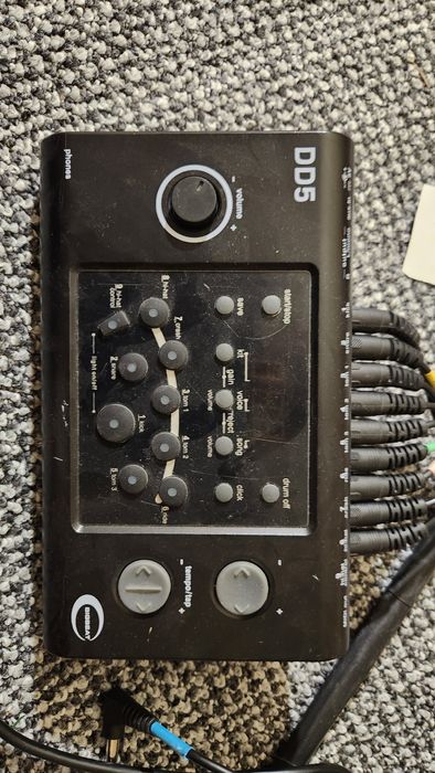 Tobe electronice Millenium MPS 150+ boxe +inca un panou de comanda