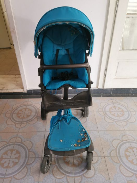 Carucior Stokke cu accesorii