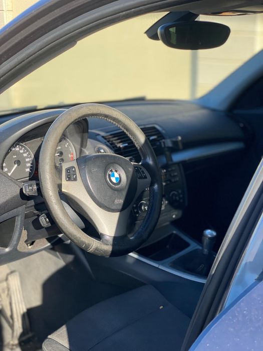 BMW seria 1 , an 2005