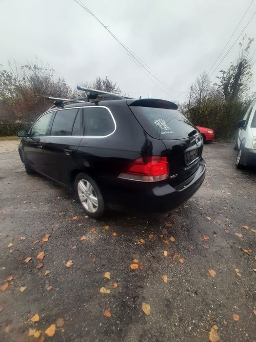 Golf 6 Automat  1.6 tdi  distribuție  nouă  anvelope  noi  vară  iarnă