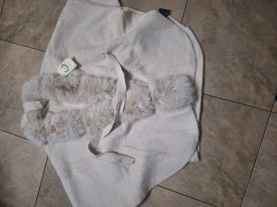 Nou cu eticheta                          ..