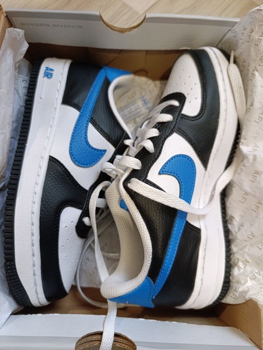 Обувки Найк √ 36,Чисто нови-необувани! Nike air force 1 gs black/ blue