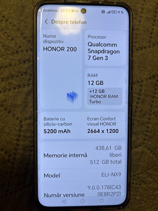 Honor 200 aproape nou