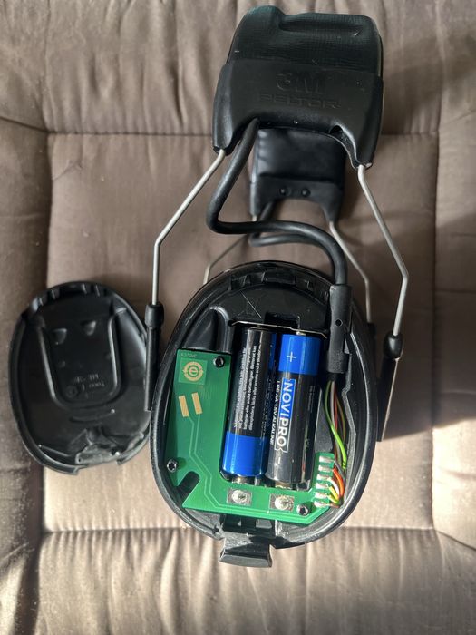 Casti antifonice cu Radio 3M Peltor Worktunes Pro