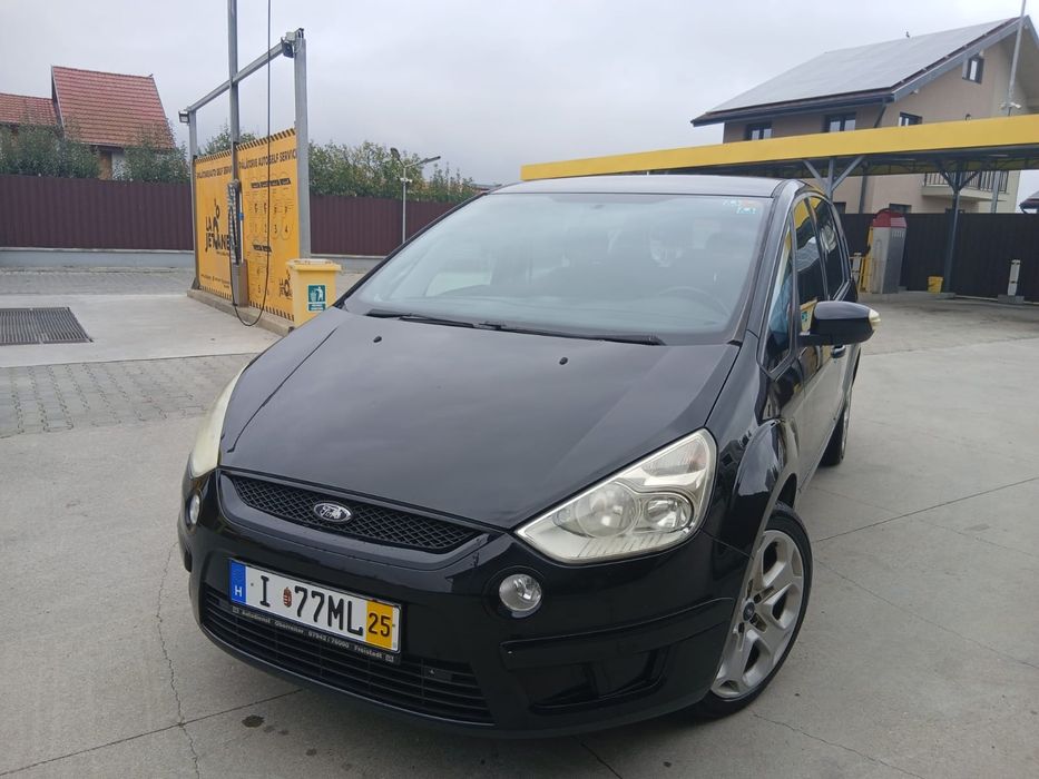 Vând Ford S-max an 2008