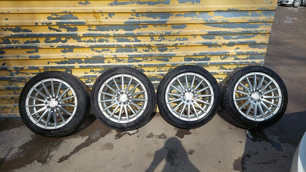Диски спицы R17, разболтовка 4×100, резина 205/50
