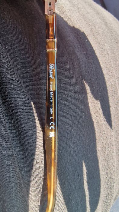 Продавам слънчеви очила Repsol 3235-S