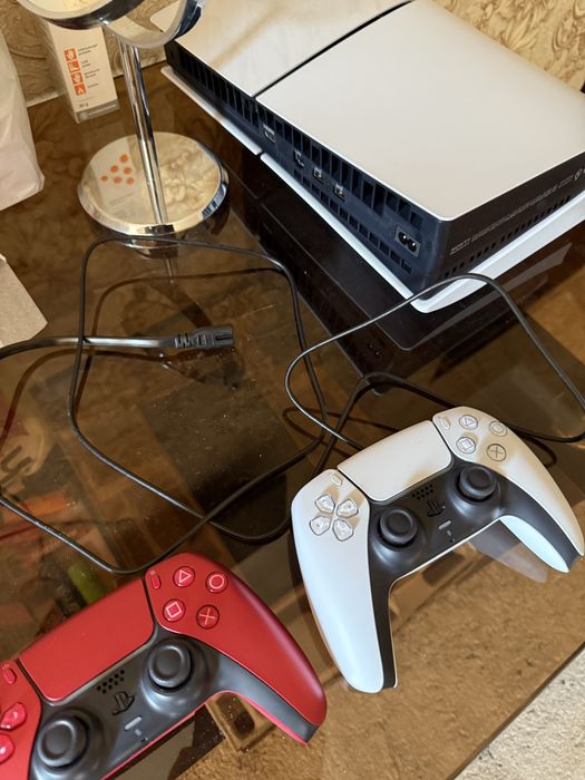 Playstation 5 slim с дисководом, практически новый