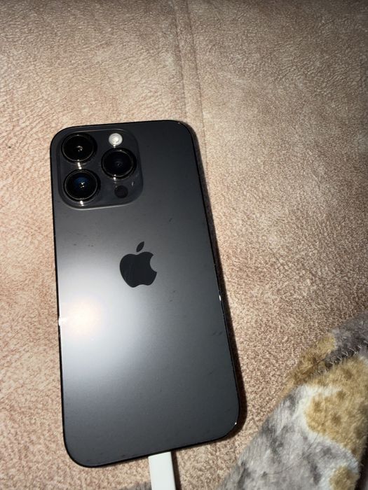 Продам Iphone 14 pro