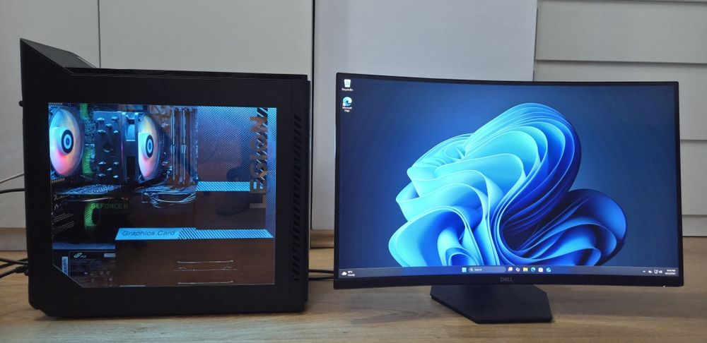 PC gaming + monitor