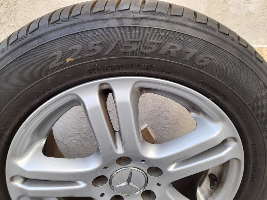 Jante Mercedes, 16 inch cu anvelope 225/55/16 M+S
