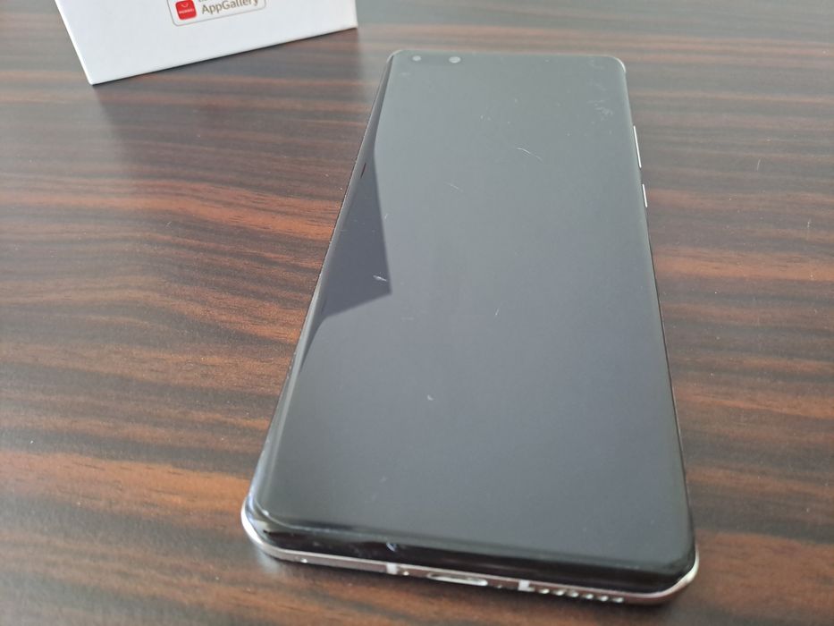 Huawei p40 pro 8GB ram 265GB storage