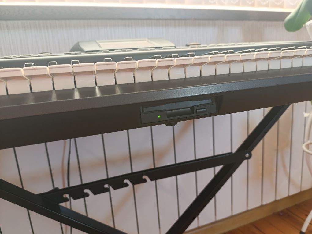 Синтезатор Roland VA3