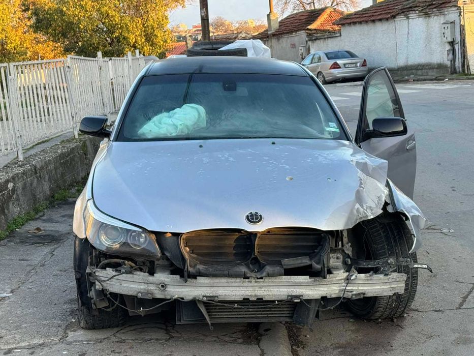 Продава се цяла! BMW E60 530D 218HP