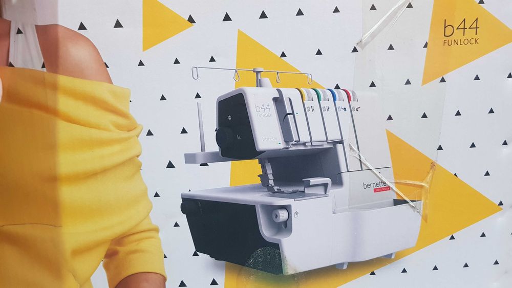 Продаётся Оверлок Bernette B44 Funlock