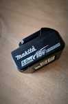 Acumulatori makita 18 V, 5Ah.