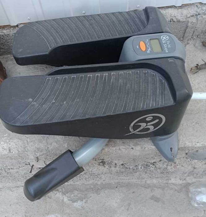 Продам тренажер степпер Twist&Shape

15 000 тг.