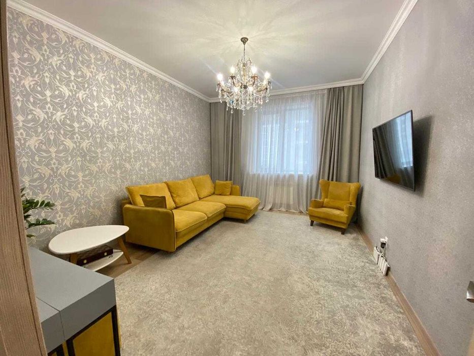 Продам 2-ку возле Ханшатыра 61м2 - комиссию не беру