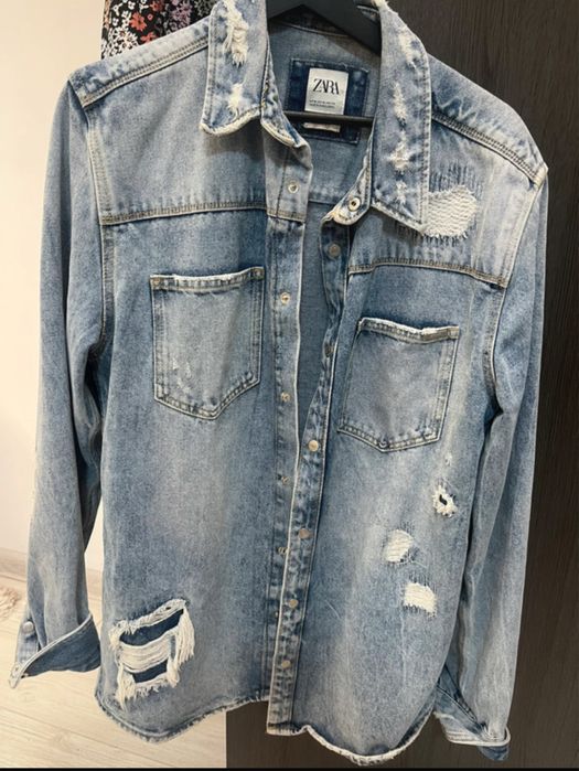 Geaca denim zara stil camasa