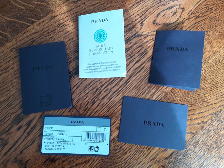 Аксесоари за чанти, 
Prada
Ключодържател Re-Edition 1978