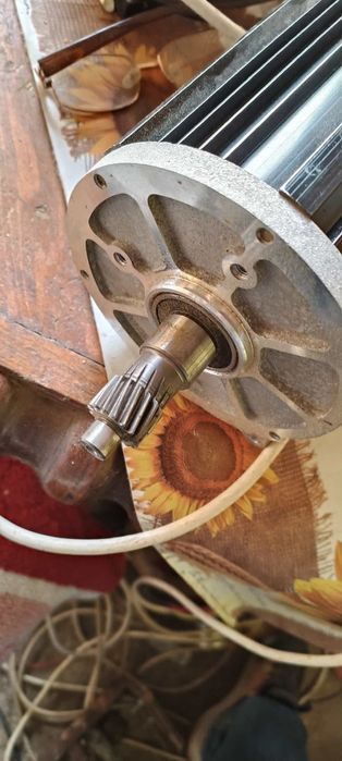 Vând motor de triciclu 3900w nou cu garanție