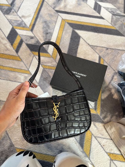 Geanta YsL neagra