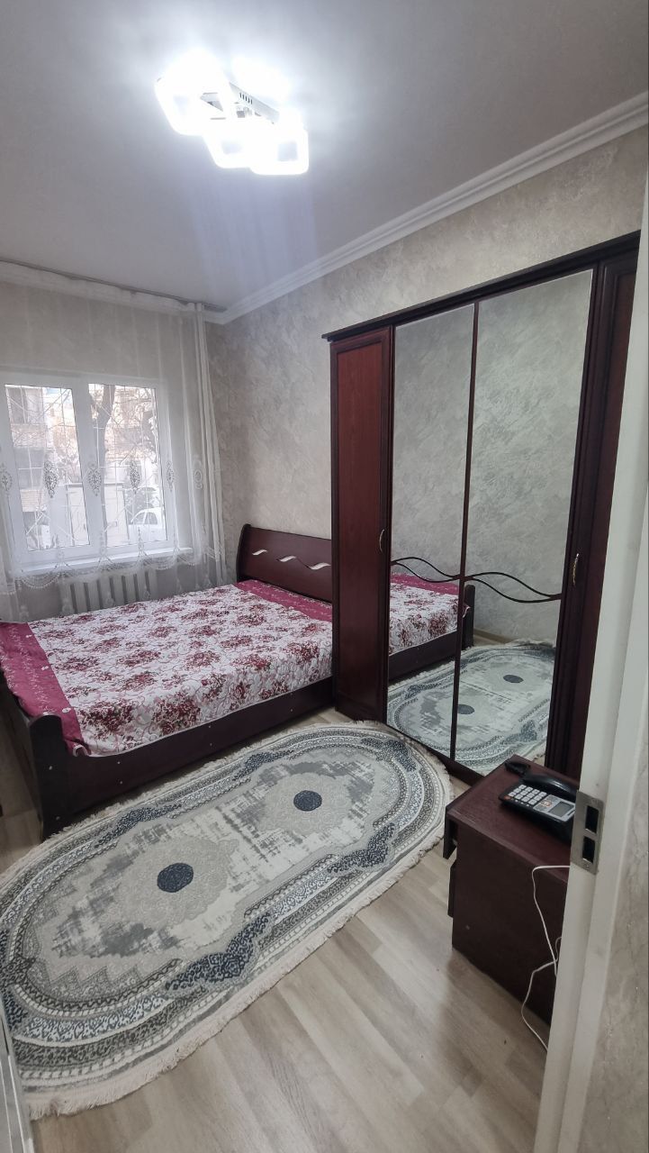 Продаётся спальный гарнитур