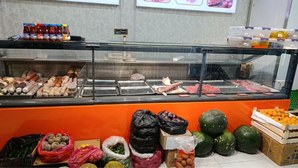 Холодильник сотилади