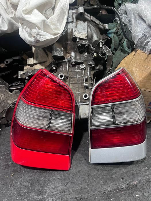 Задние фары Nissan Primera