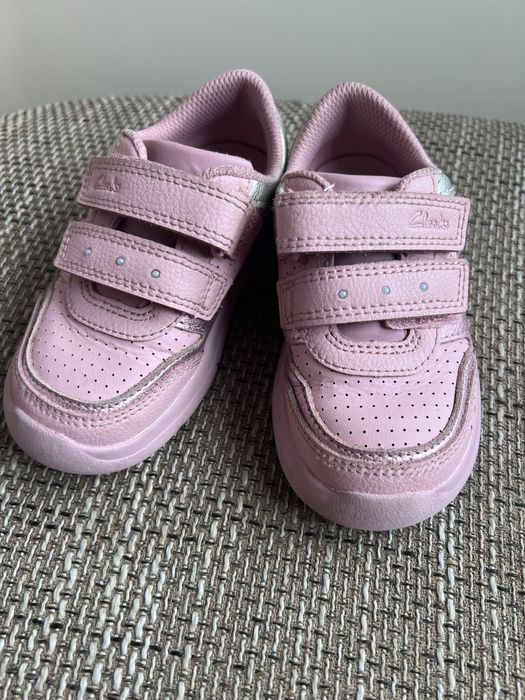Обувки Clarks