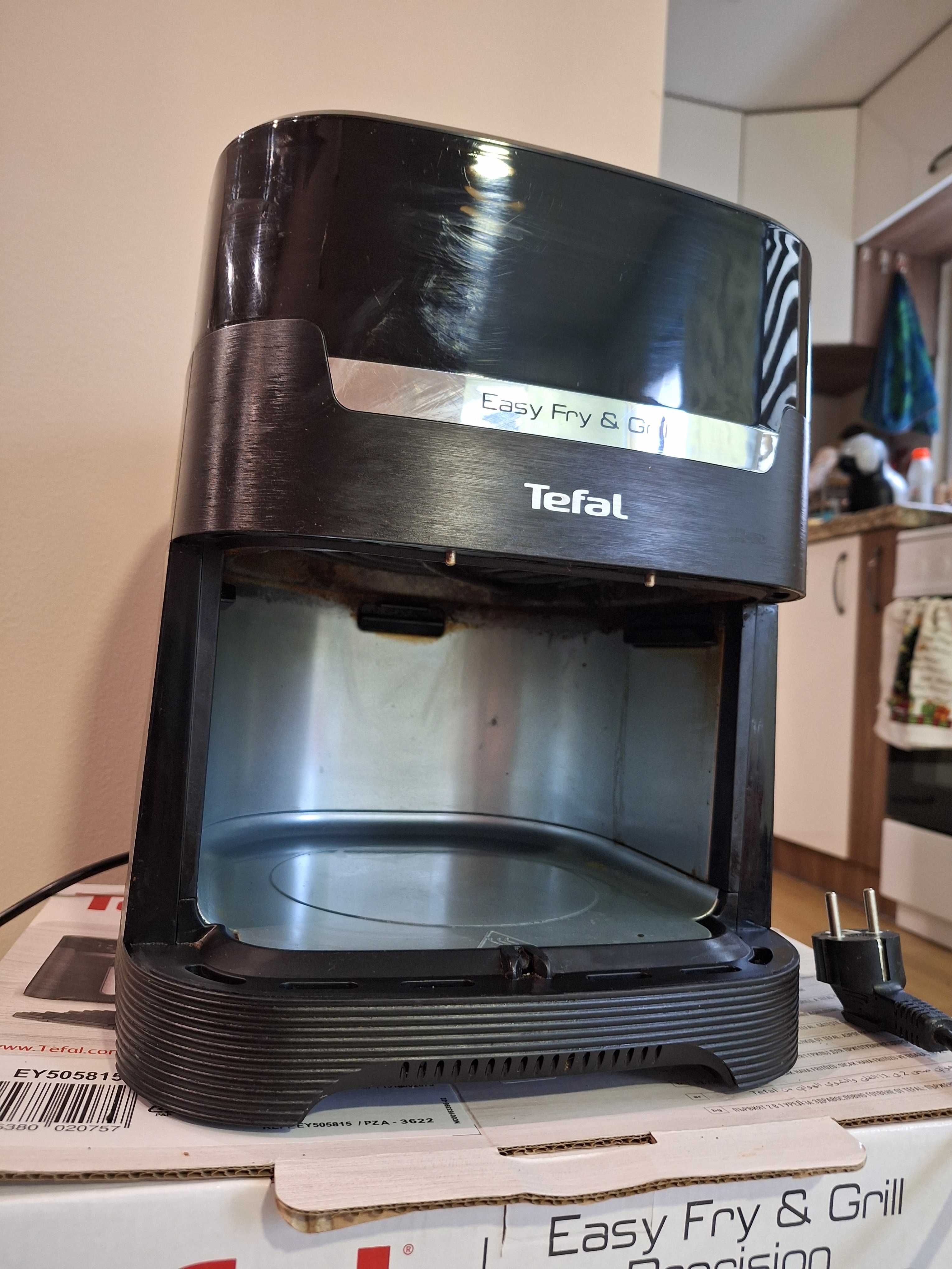 Продавам Tefal Easy Fry&Grill
