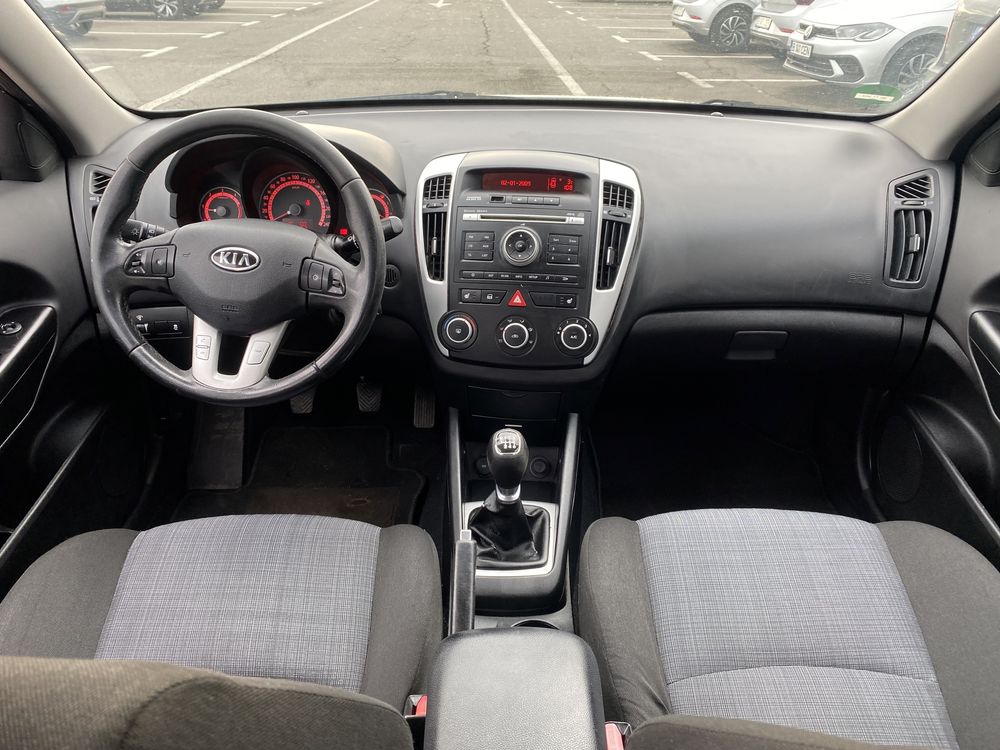 Kia ceed 2012 1.6 diesel euro 5