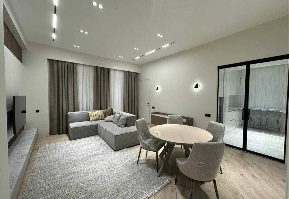 срочно продается новый уютный квартира  + бонус мебел тех и парковка !