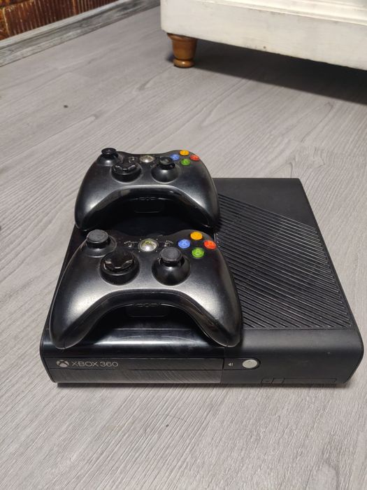 Xbox 360E și Xbox One S