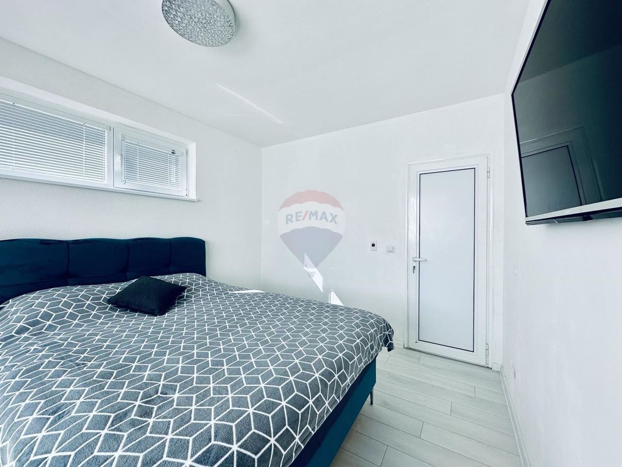 Продава се Тристаен апартамент в Балчик - 81 кв.м за 1667 €/кв.м - Снимка #10