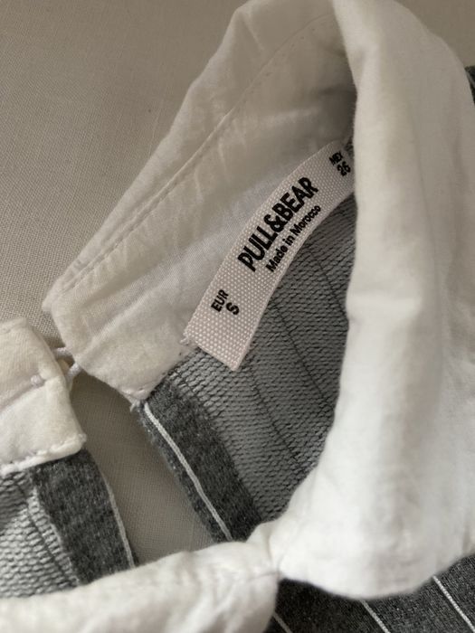 Rochie de zi cu guler alb