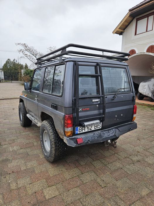 vand toyota land cruiser