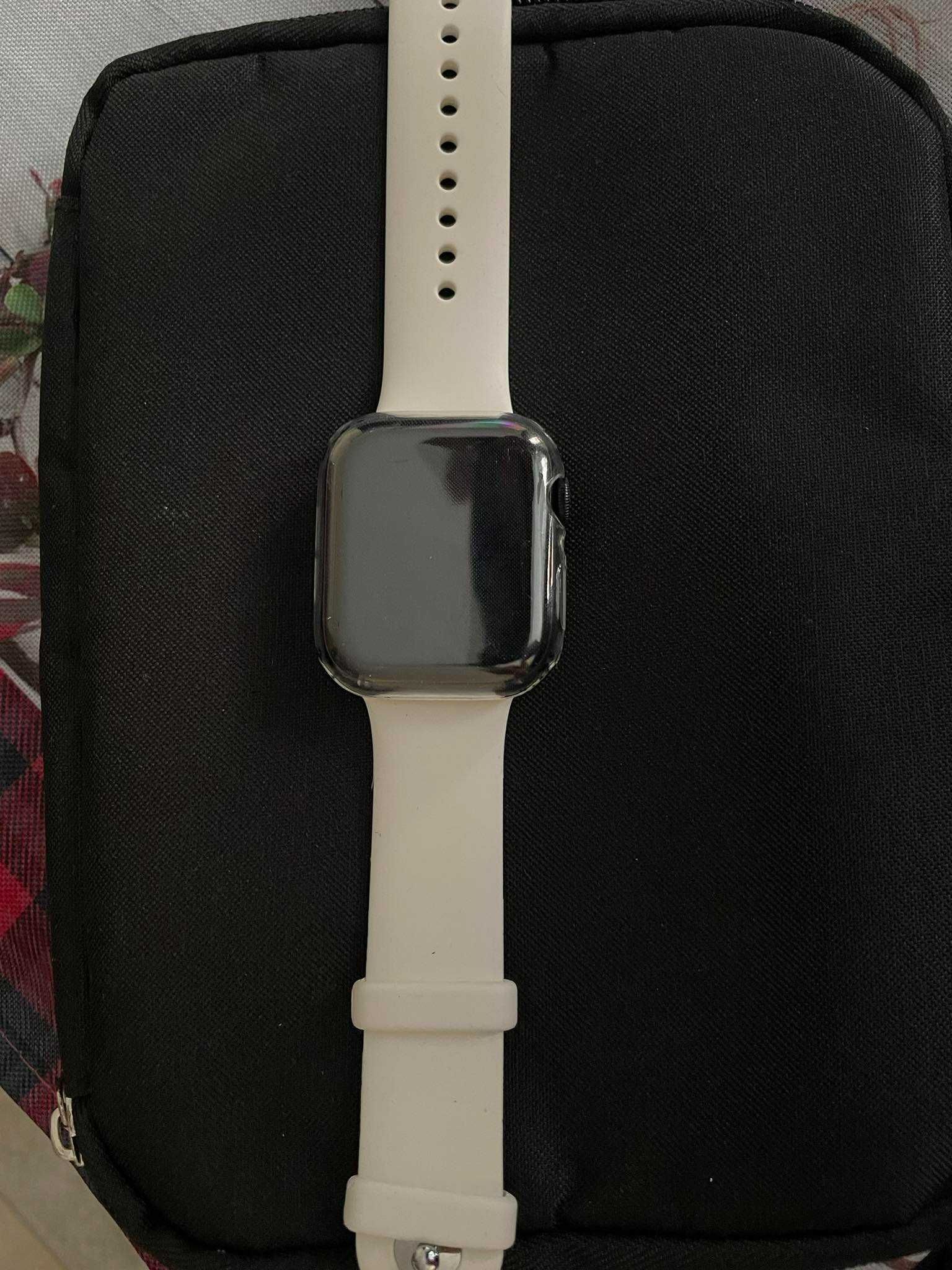 Apple Watch Series 7 GPS, 45 MM, Midnight